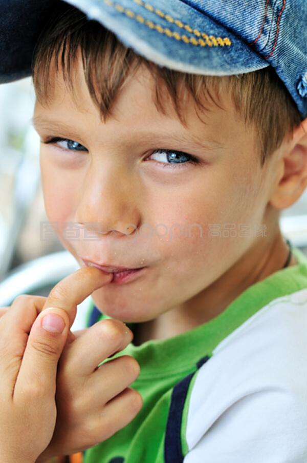 柏姓男孩起名:专业取名大师为您精选好名